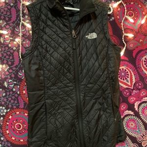North face vest